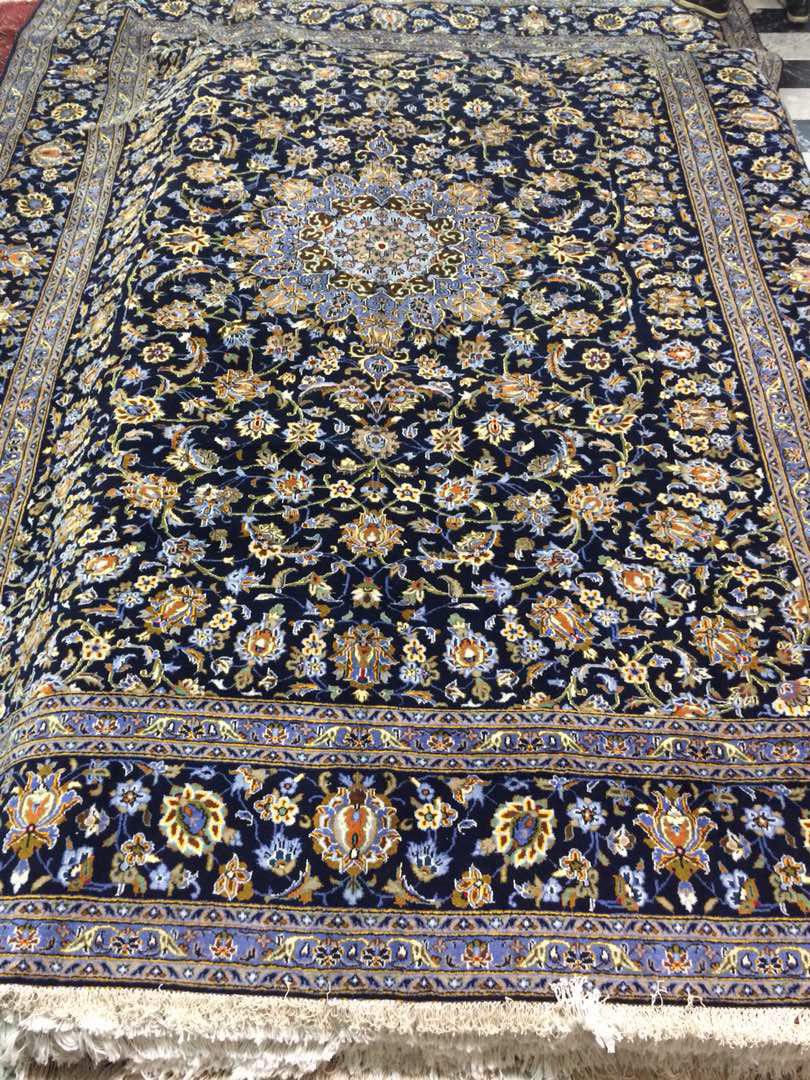 KASHAN Rug 294 SOLD