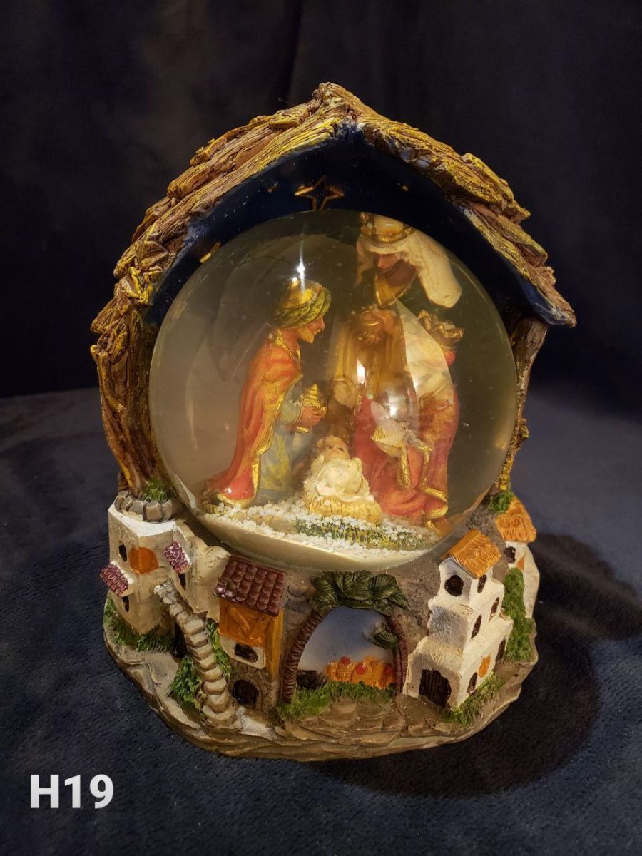 Nativity Water Snow Globe H19 SOLD